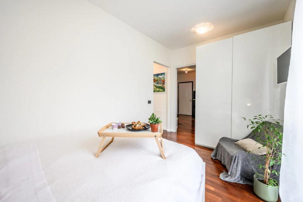 Casa Albertina Grazioso Appartamento Vicino Alla Stazione Monza Esterno foto