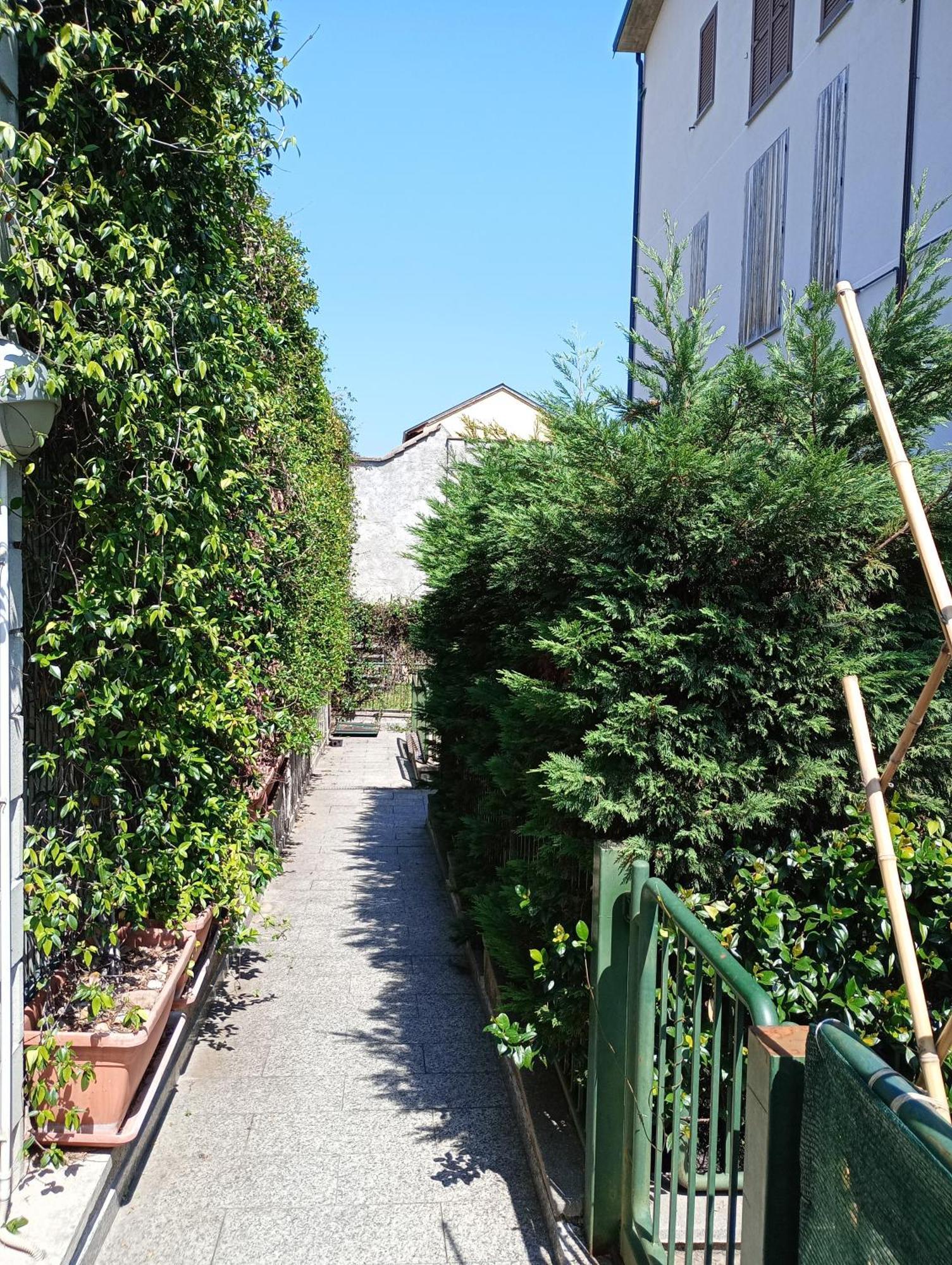 Casa Albertina Grazioso Appartamento Vicino Alla Stazione Monza Esterno foto