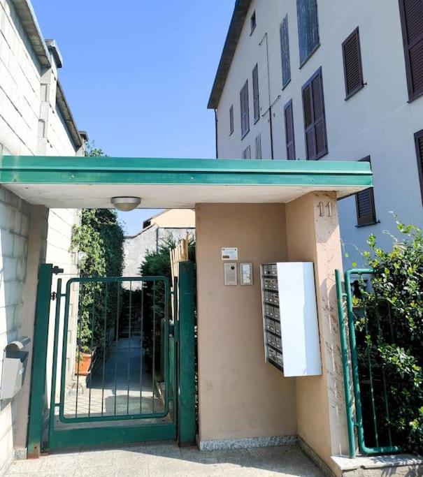 Casa Albertina Grazioso Appartamento Vicino Alla Stazione Monza Esterno foto